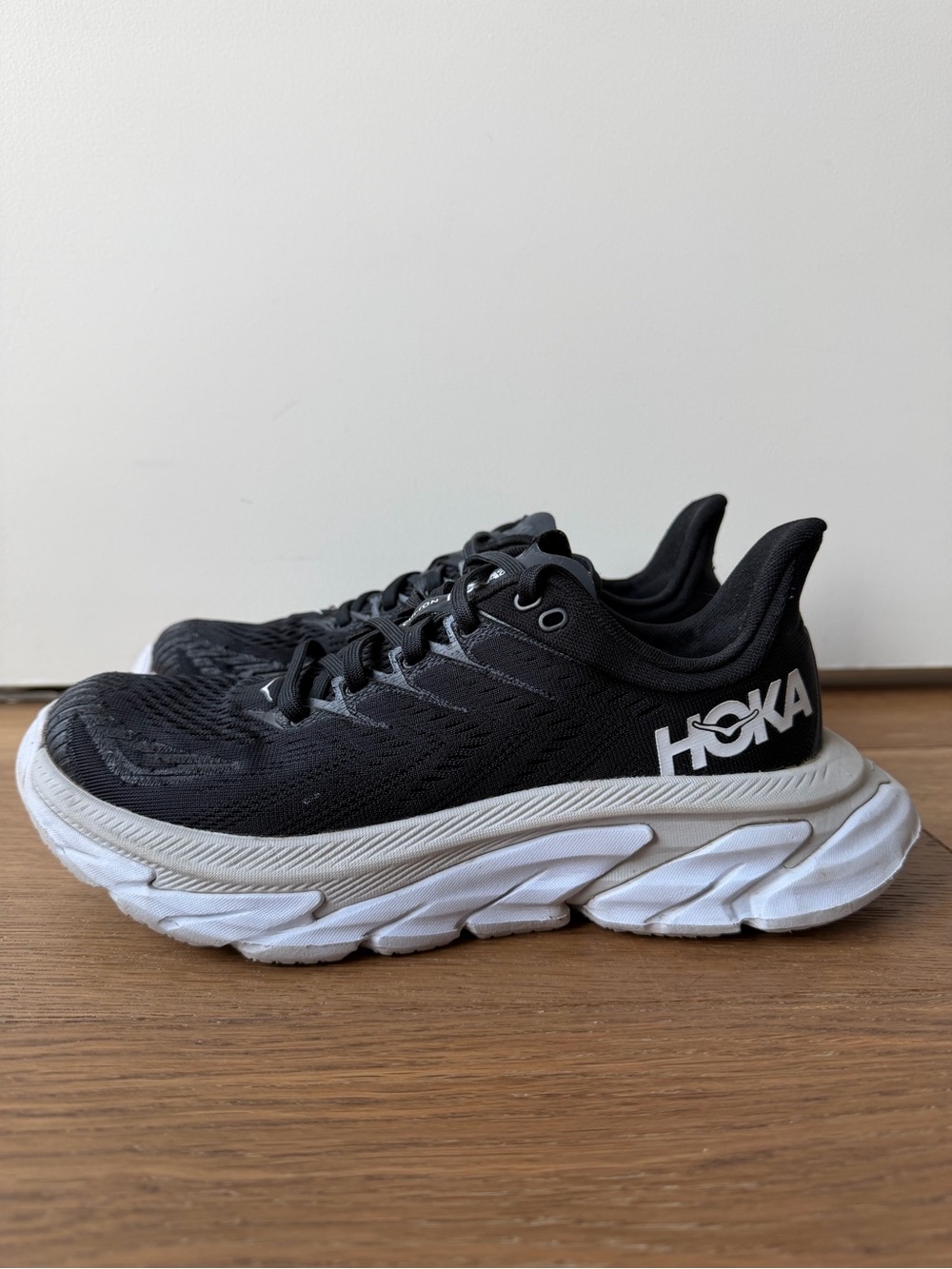 Hoka Clifton Edge Women’s 7 US Running Shoes